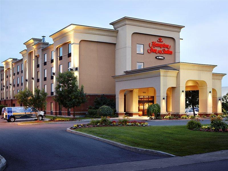 Hampton Inn & Suites Montreal-Dorval Exteriér fotografie