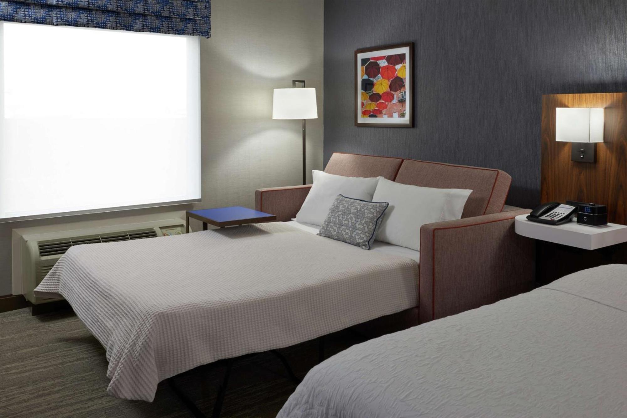 Hampton Inn & Suites Montreal-Dorval Exteriér fotografie