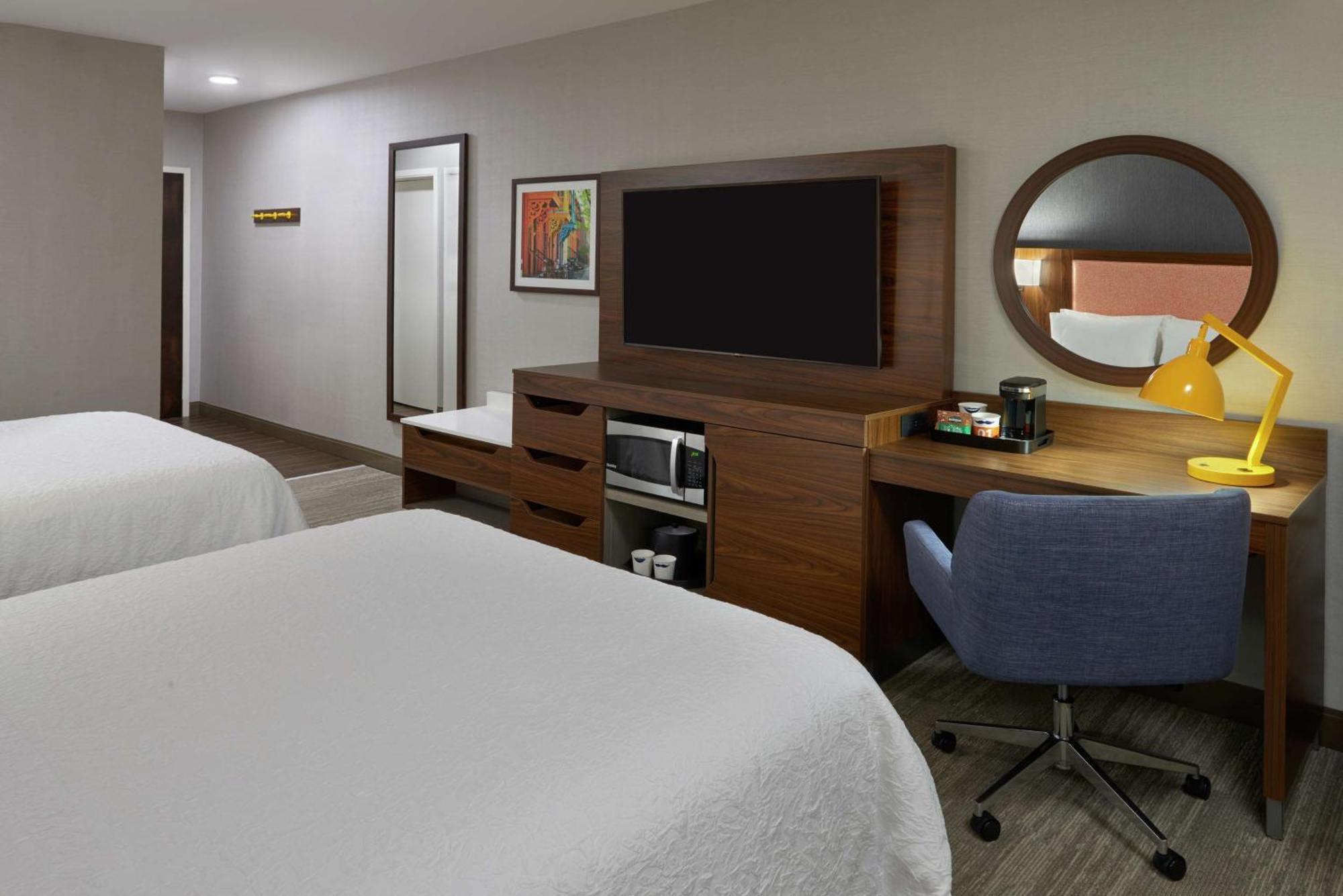 Hampton Inn & Suites Montreal-Dorval Exteriér fotografie
